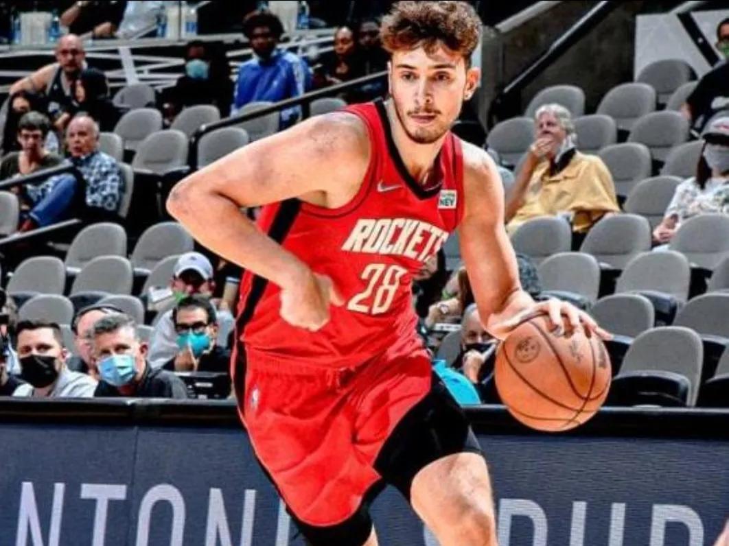 约基奇崛起之路,火箭申京往约基奇方向发展