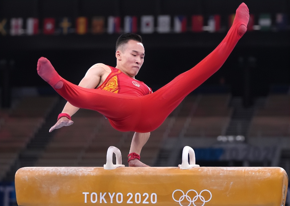 砥砺奋进二十载凝心聚力谋新篇,聚力奋进二十大