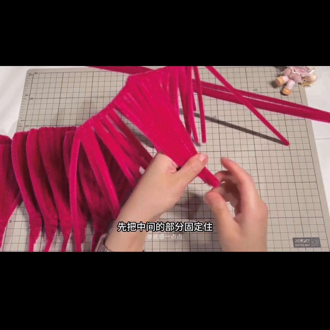 这还拿不下你？甜妹必备！扭扭棒手工超大玫瑰花！心意满...