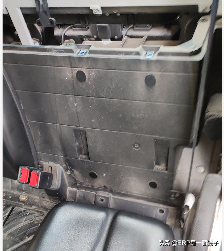 大阳巧客s2更换电瓶教程,大阳巧客c2收音机怎么拆