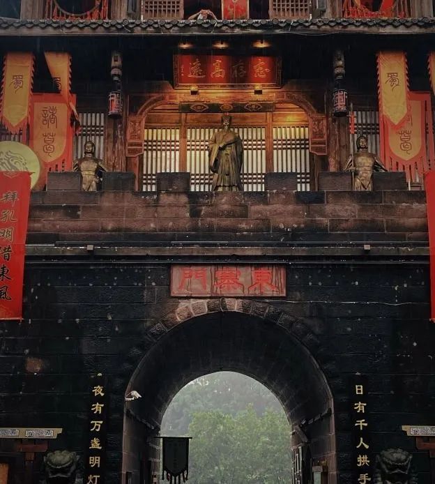 成都重庆九寨沟旅游攻略自由行,70-80岁老人旅游攻略成都