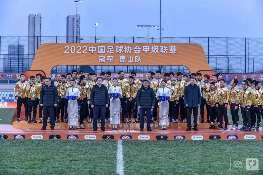 夺冠的背后就是分崩离析,夺冠因伤退役