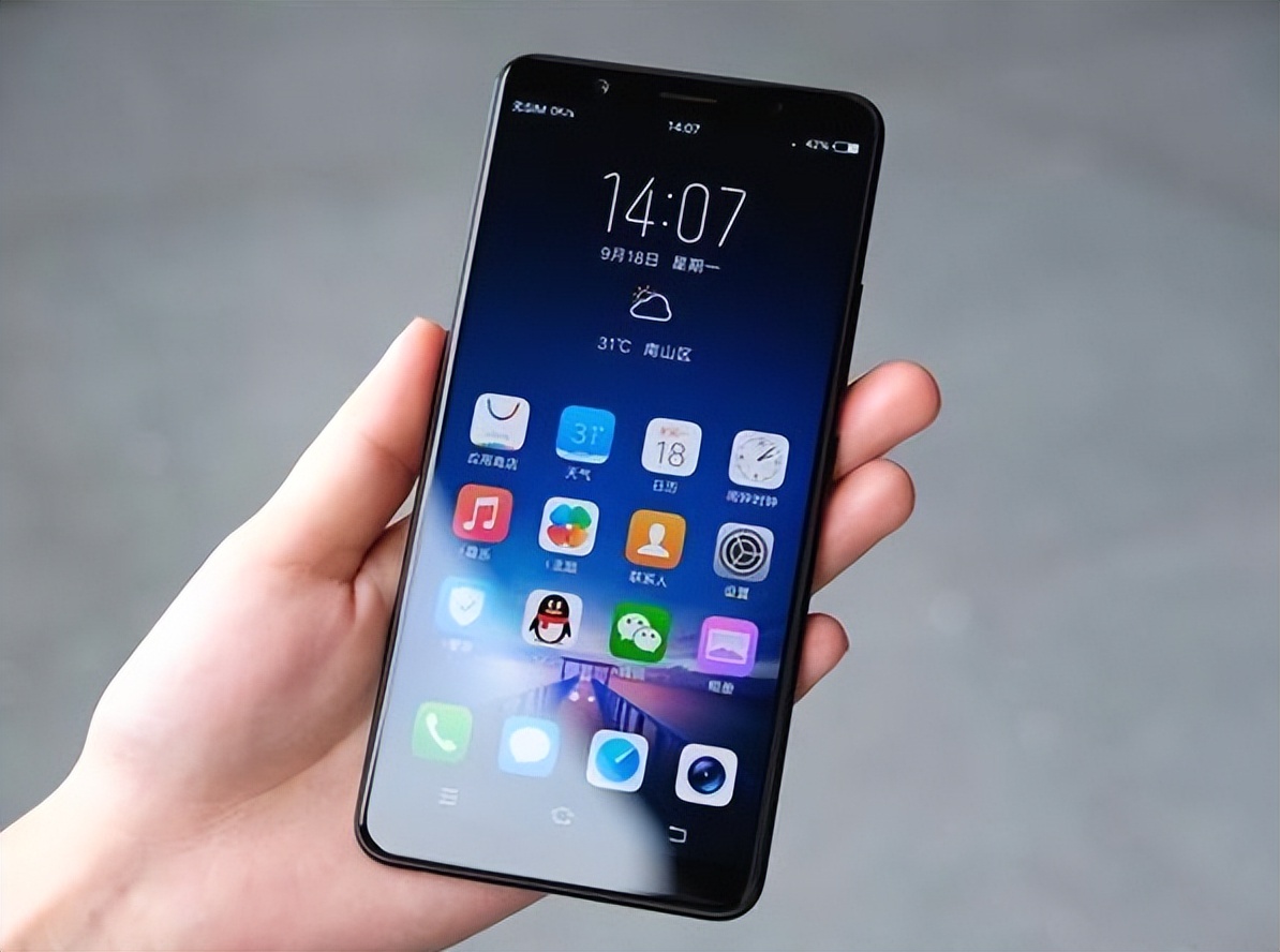 国产手机最强两大品牌华为小米,华为和小米目前值得入手的手机