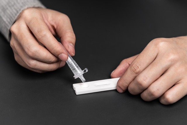 抗原试剂要买今年的吗,抗原试剂有风险吗