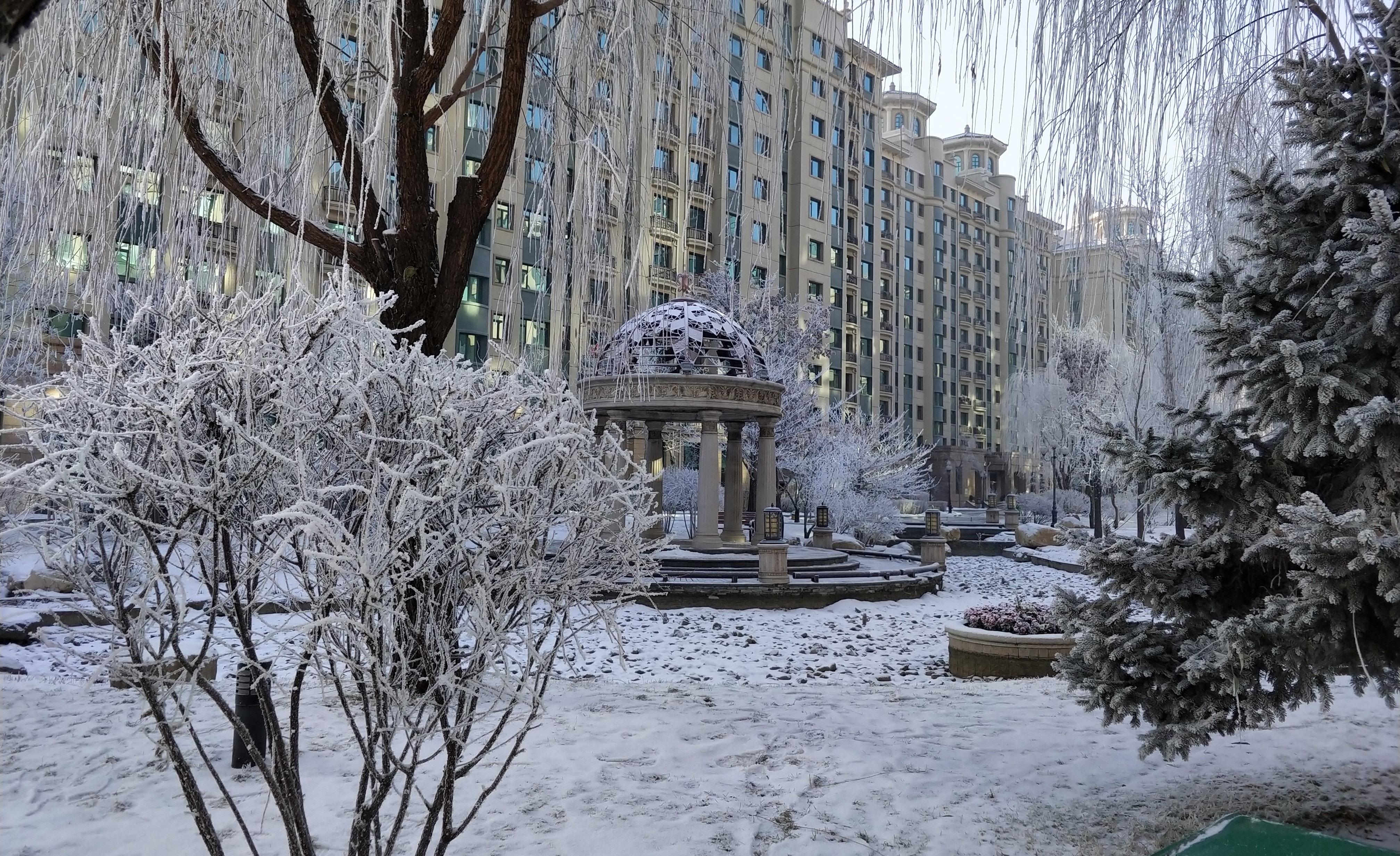 恒大物业人文关怀送温暖,沈阳恒大绿洲物业管家