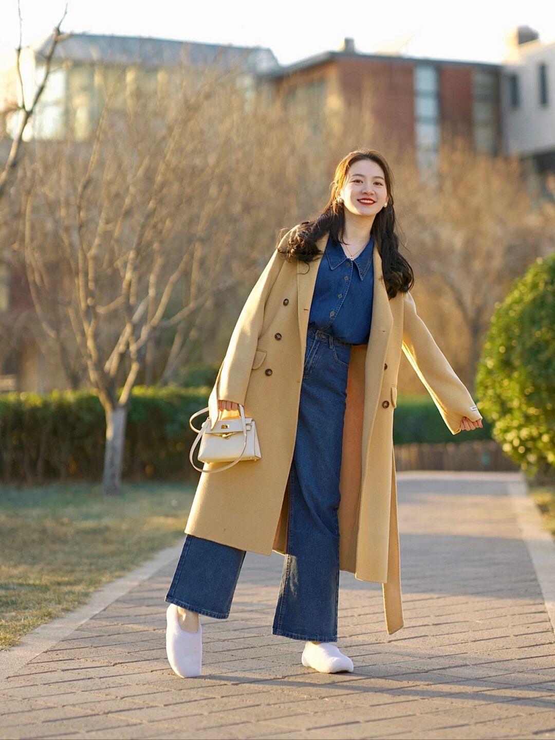 大衣配半身裙什么裙子最好看,大衣搭配什么半身裙才好看