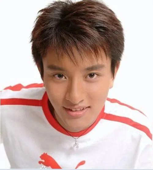 80年代氧气美女张伟欣为李小璐操碎了心如今67岁希望女儿能复婚？