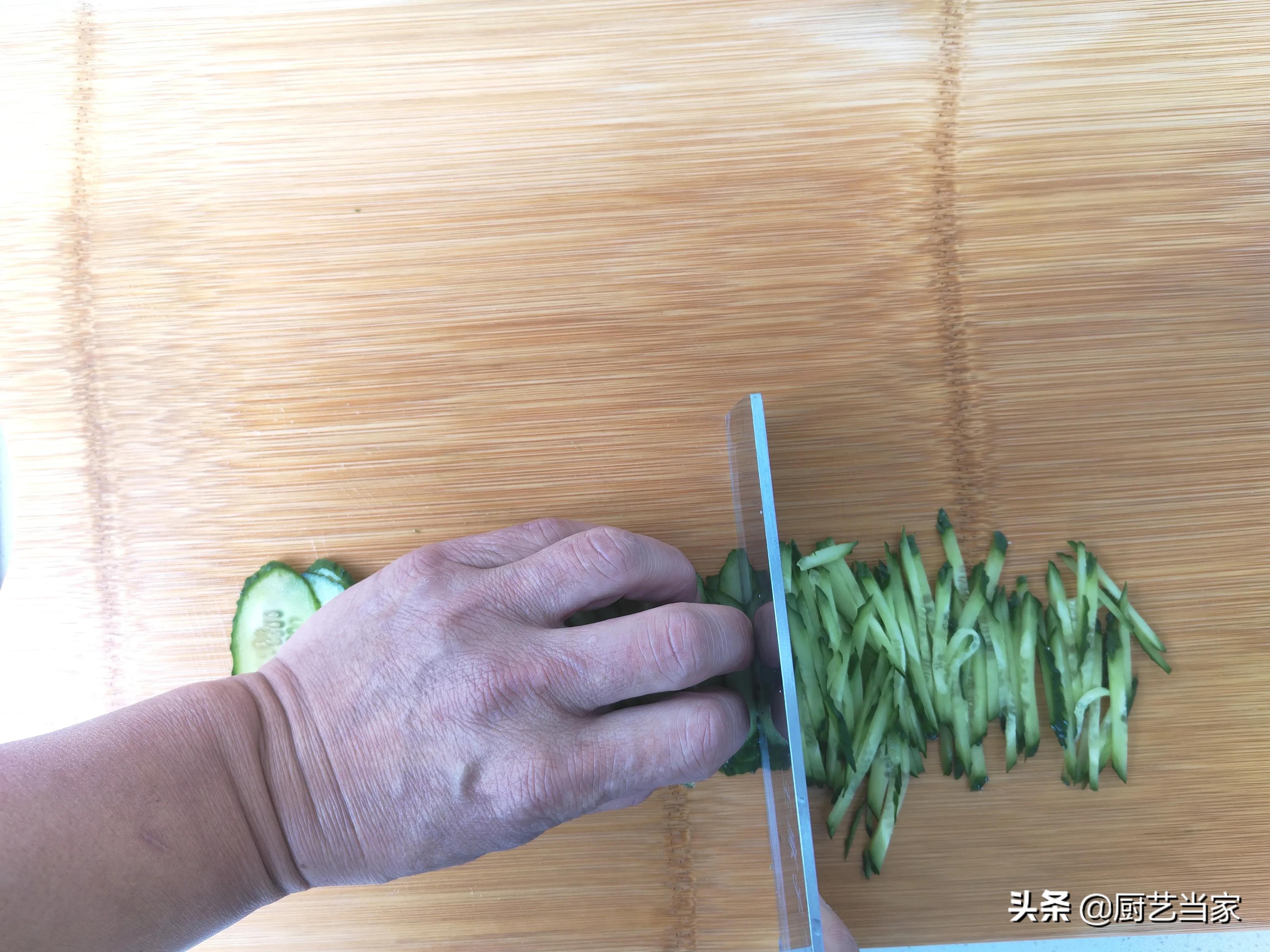 刀工初学者怎么切丝才会细,烹饪刀工土豆切片切丝基础教学