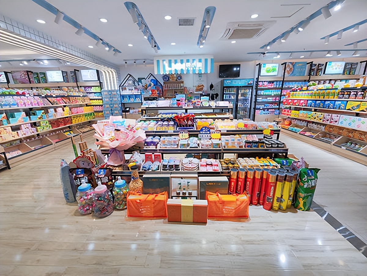 零小闲零食铺子优惠,零小闲网红休闲零食店