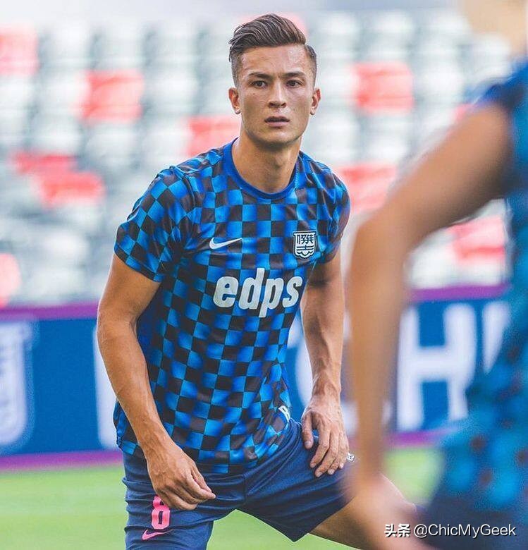 亚洲足球十大巨星c罗,香港男足帅哥