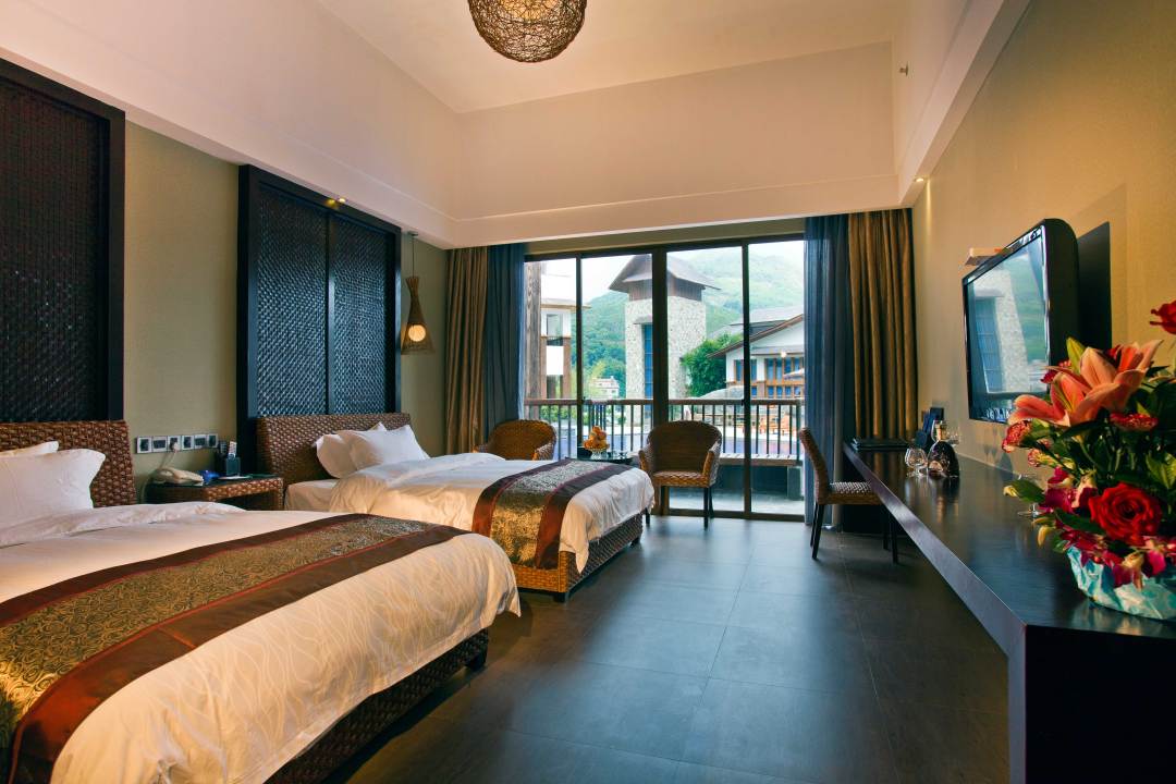 惠州怡情谷温泉度假村,惠州怡情谷及惠州海滨温泉