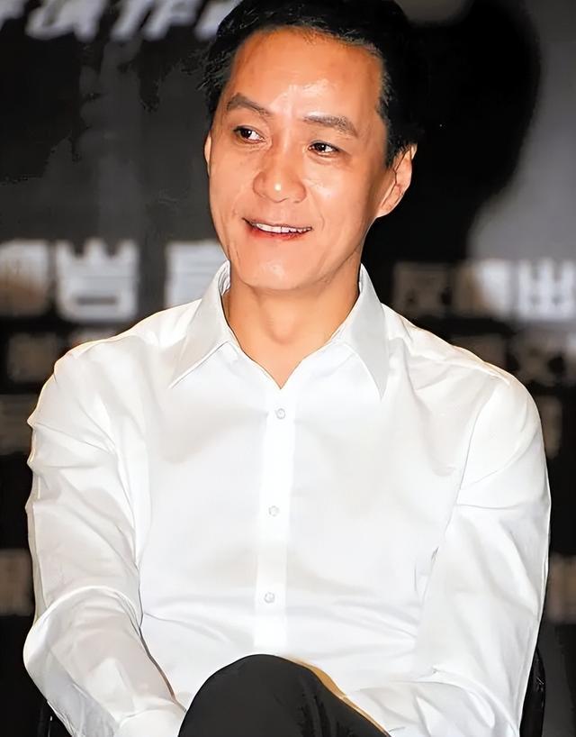 冯远征演家暴男被网暴,冯远征谈家暴男角色