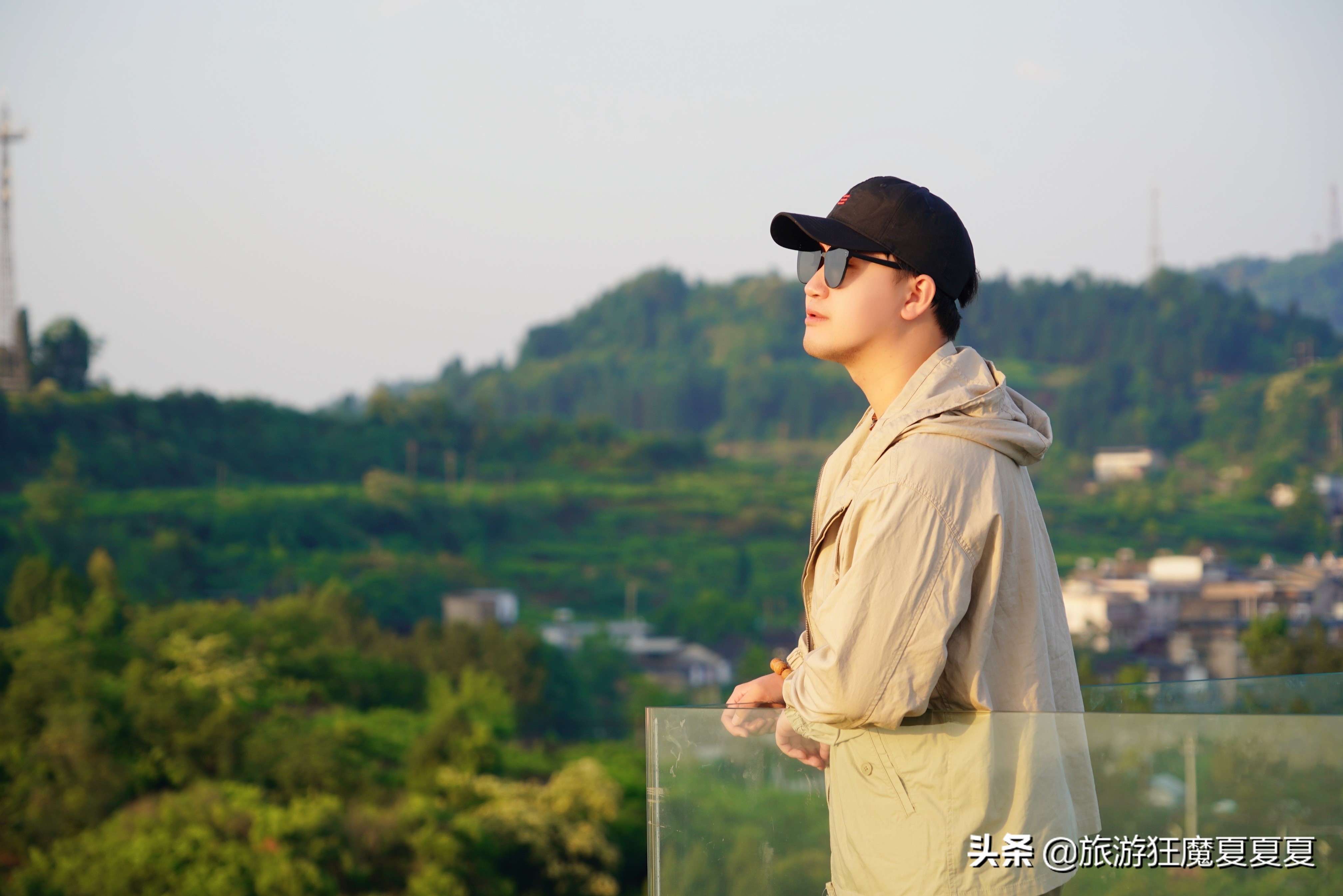 成都龙泉山火到半夜都堵车？跟风夜爬大可不必，这样才有绝美日出