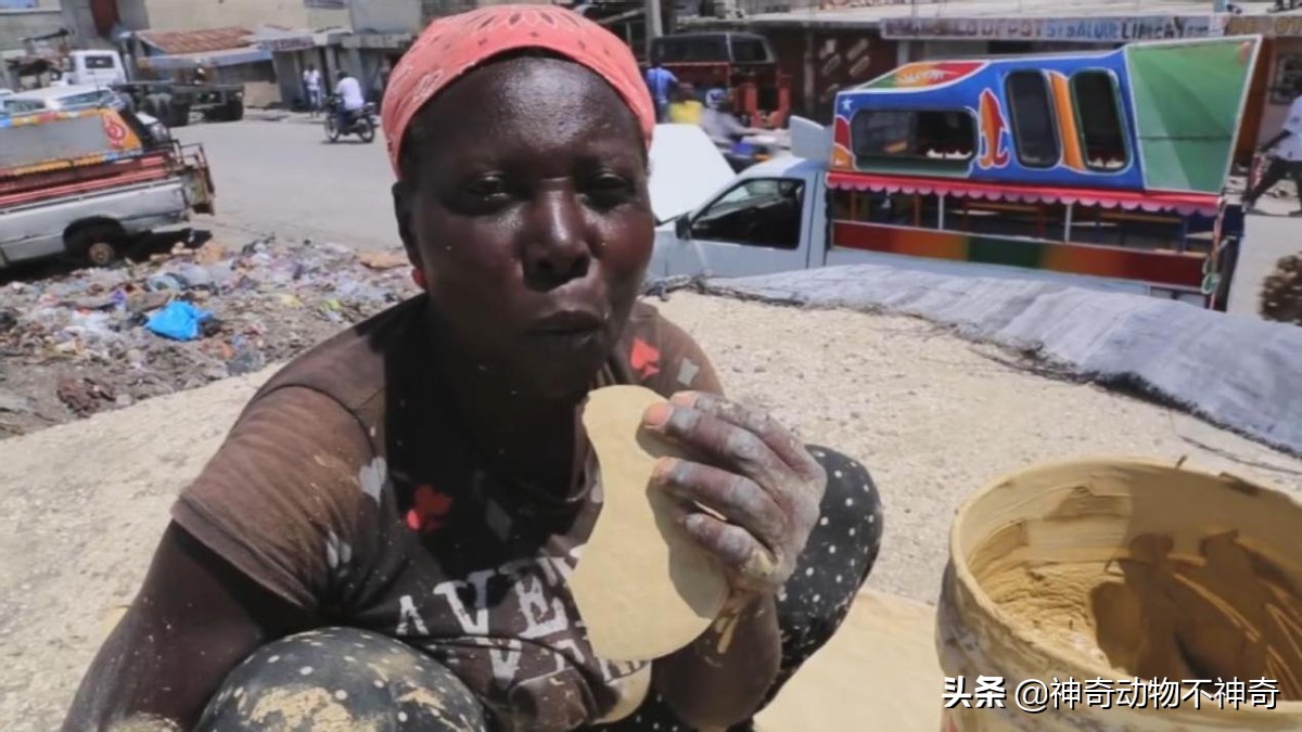 致命毒蝎号称“穷人的*品毒**”，巴铁还把它当烟抽，它有什么魔力？