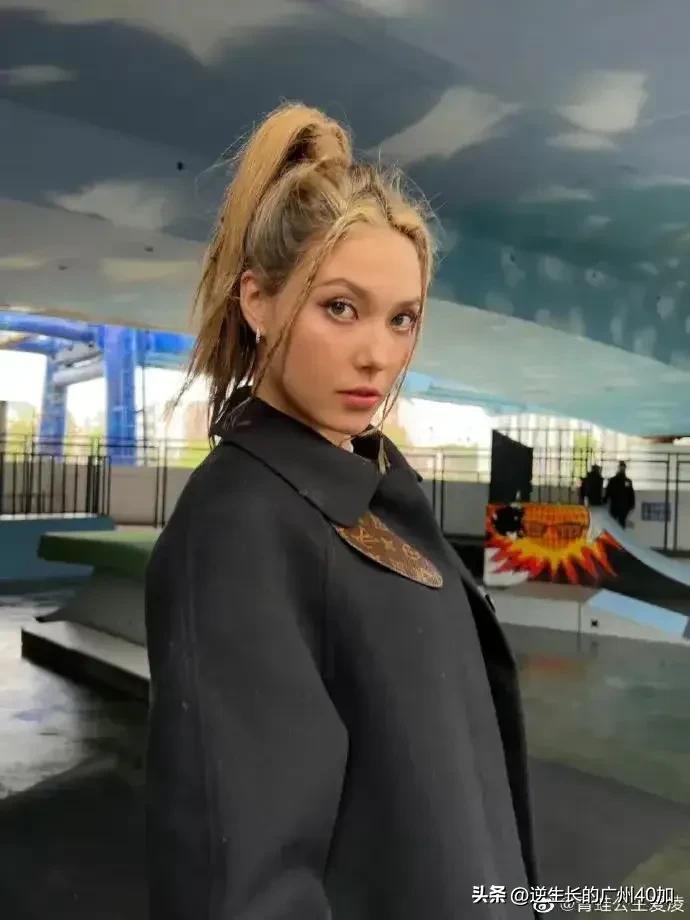 香港顶流姜涛回怼网友,林俊杰谷爱凌同台