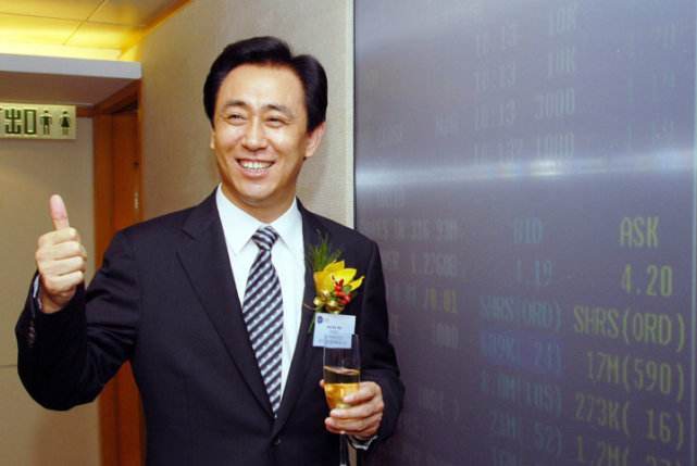 从穷小子到亿万富翁的真实经历,从穷小子到万亿富豪