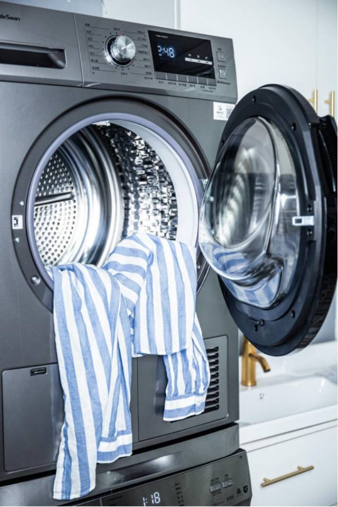 回南天衣服晾了一个星期终于臭了,阴雨天衣服晾不干小妙招