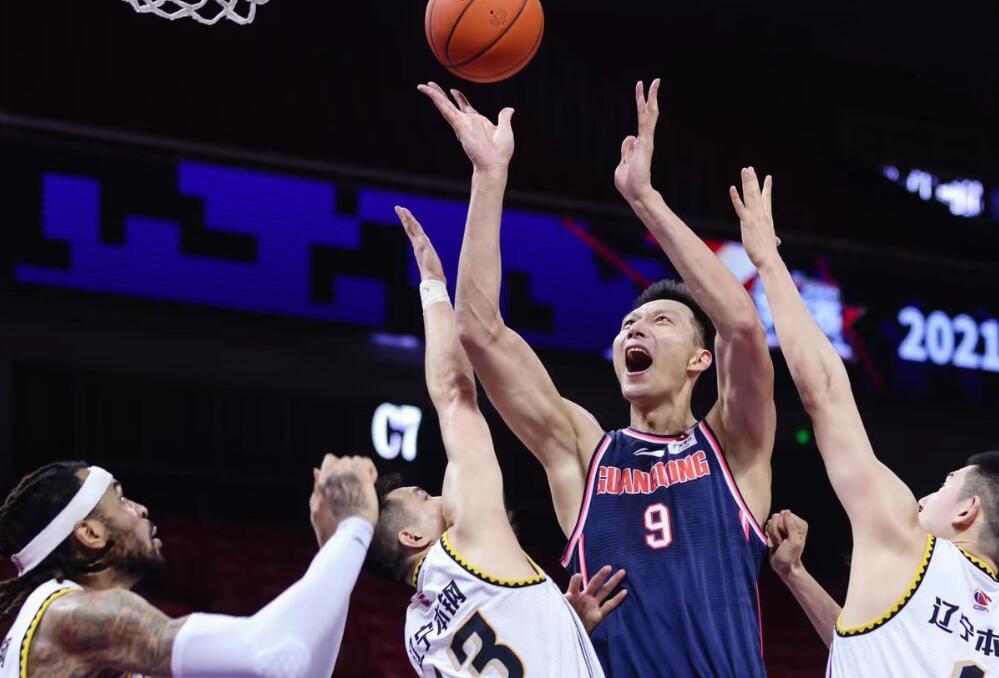 cba辽宁加时胜广东赛后杜锋发布会,杜锋被驱逐出场大胜30分