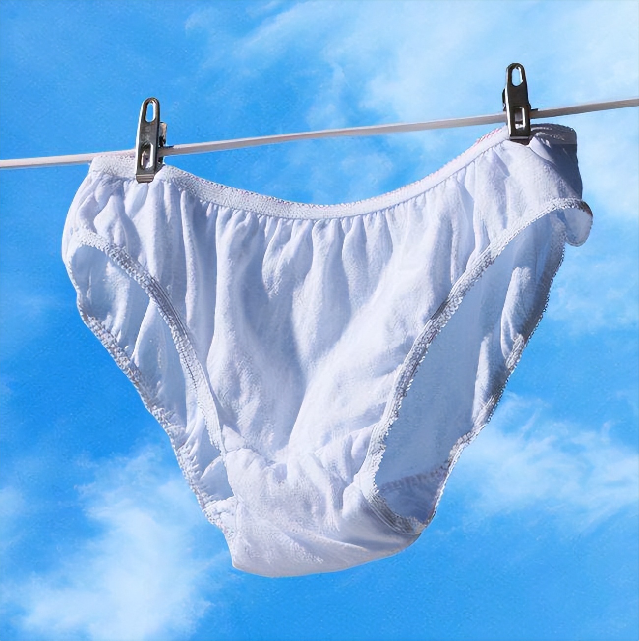 女人没有白带，身体会出现什么变化？医生：这些病症或不请自来