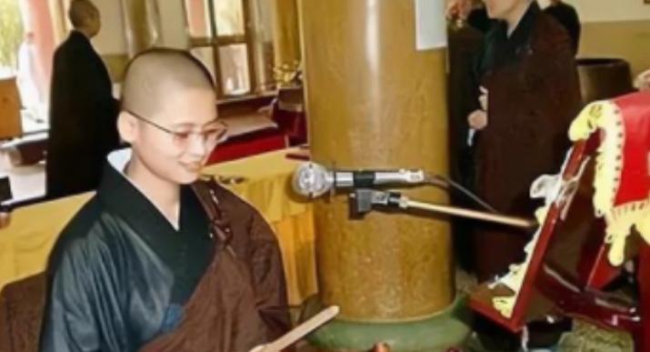 出家的谭家三姐妹,谭家三姐妹剃度出家为尼