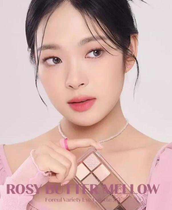 韩国眼影盘pink,韩国blingglow液体眼影