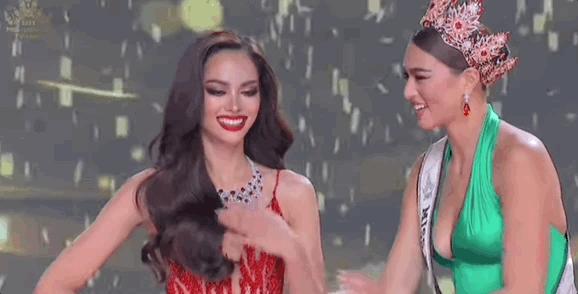 娉板浗鎷捐崚濂冲鎴愪负閫夌編鍐犲啗,娉板浗鍨冨溇灏戝コ閫夌編鍐犲啗