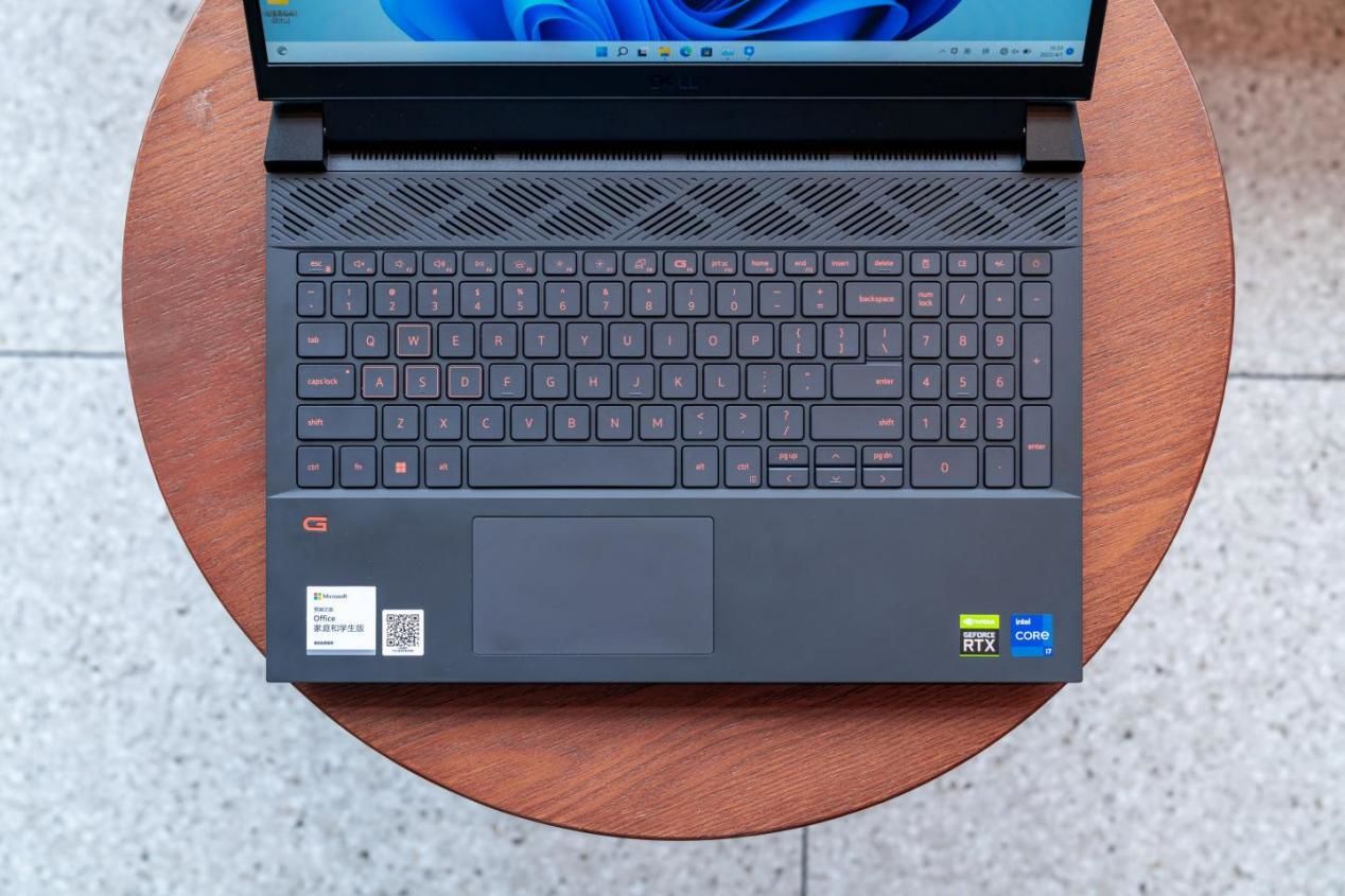 戴尔新游匣g16和g16有啥不一样,戴尔游匣g153060游戏评测