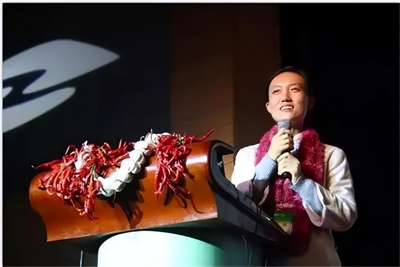 清华女博士放弃高薪工作,清华女生放弃百万年薪去乡村教书