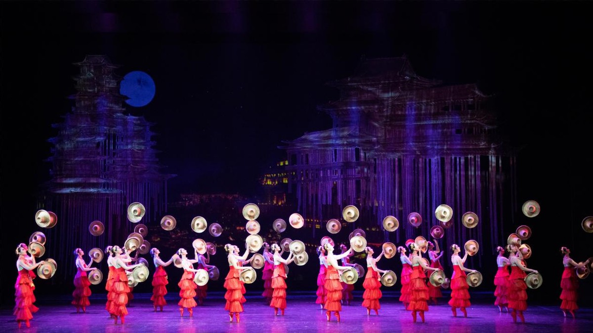 芭蕾杂技天鹅湖全场,杂技芭蕾剧天鹅湖票价