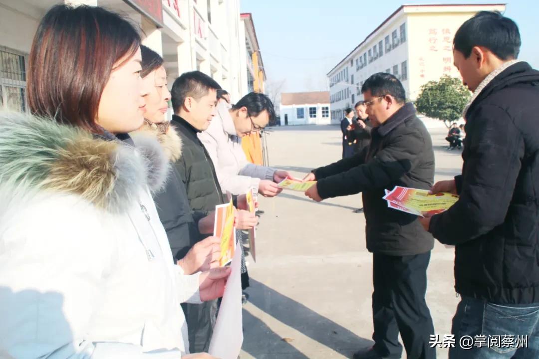 载歌载舞精彩纷呈,载歌载舞迎元宵文艺汇演展风采