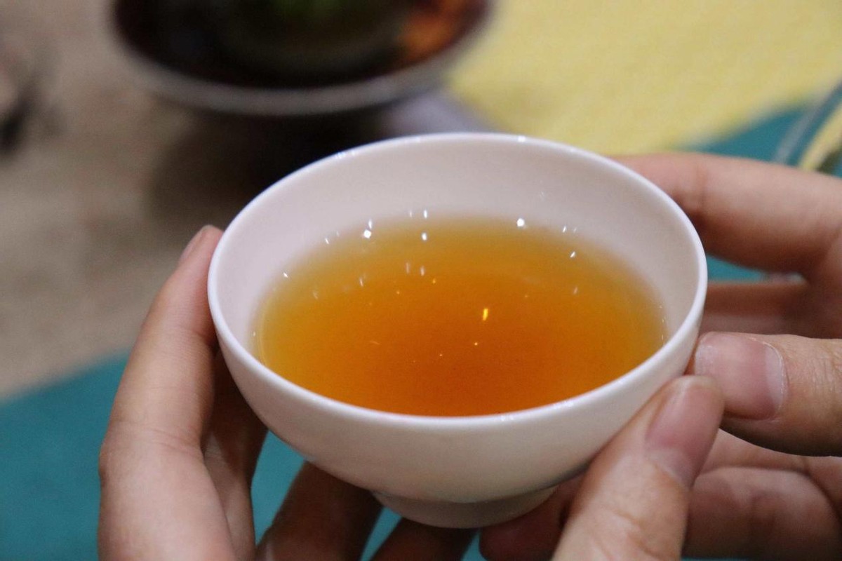 红茶绿茶哪个适合秋冬喝,冬季喝绿茶红茶时间长好吗