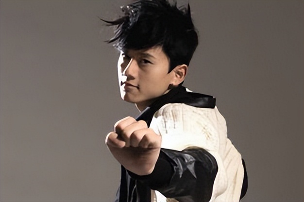 出生在小县城,出生在小县城里