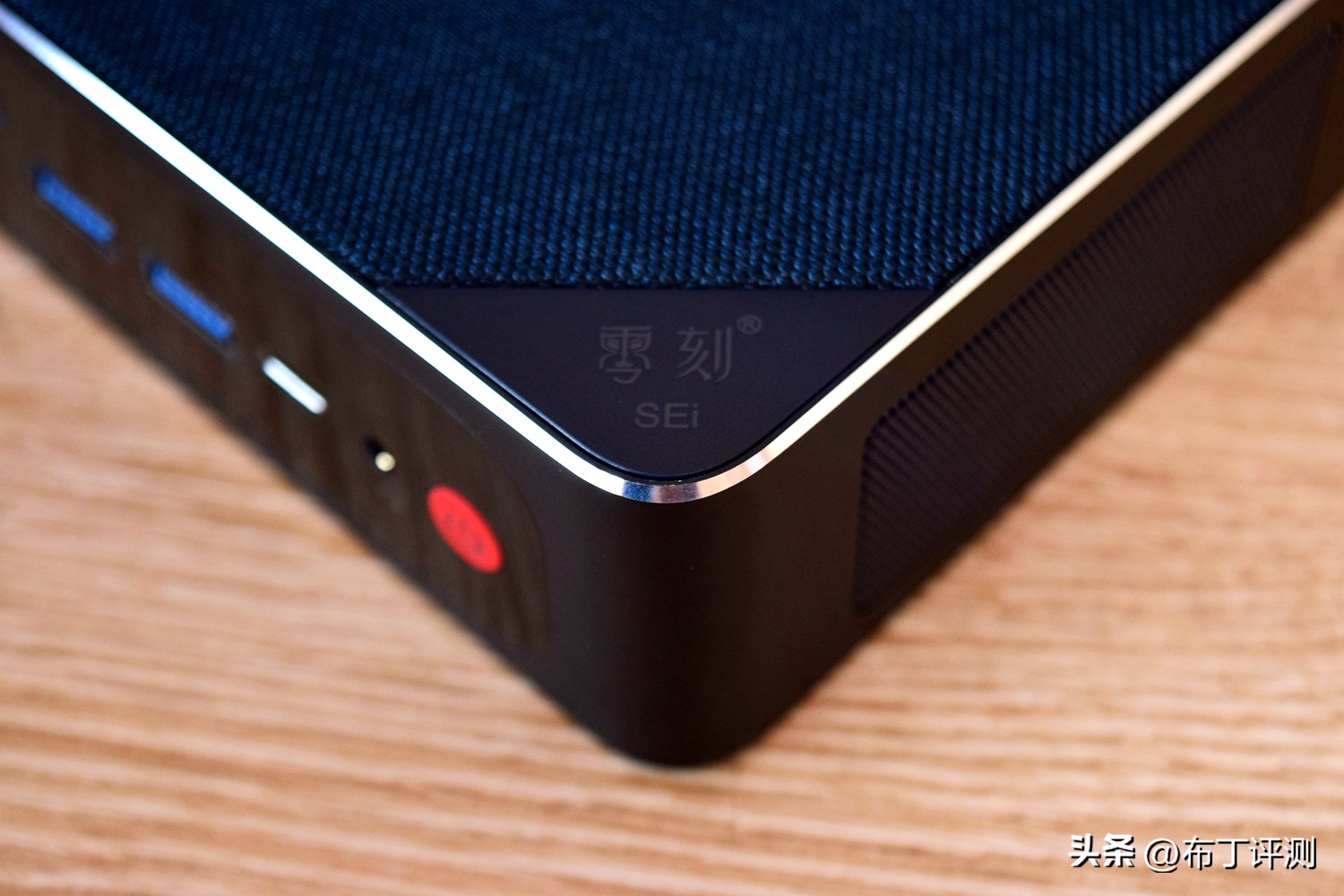 比小米更好迷你主机,4000小米性价比笔记本电脑推荐