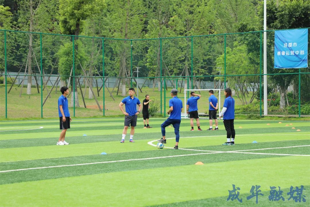 闄嗗啿杩愬姩瑙嗛,闄嗗啿楠戣