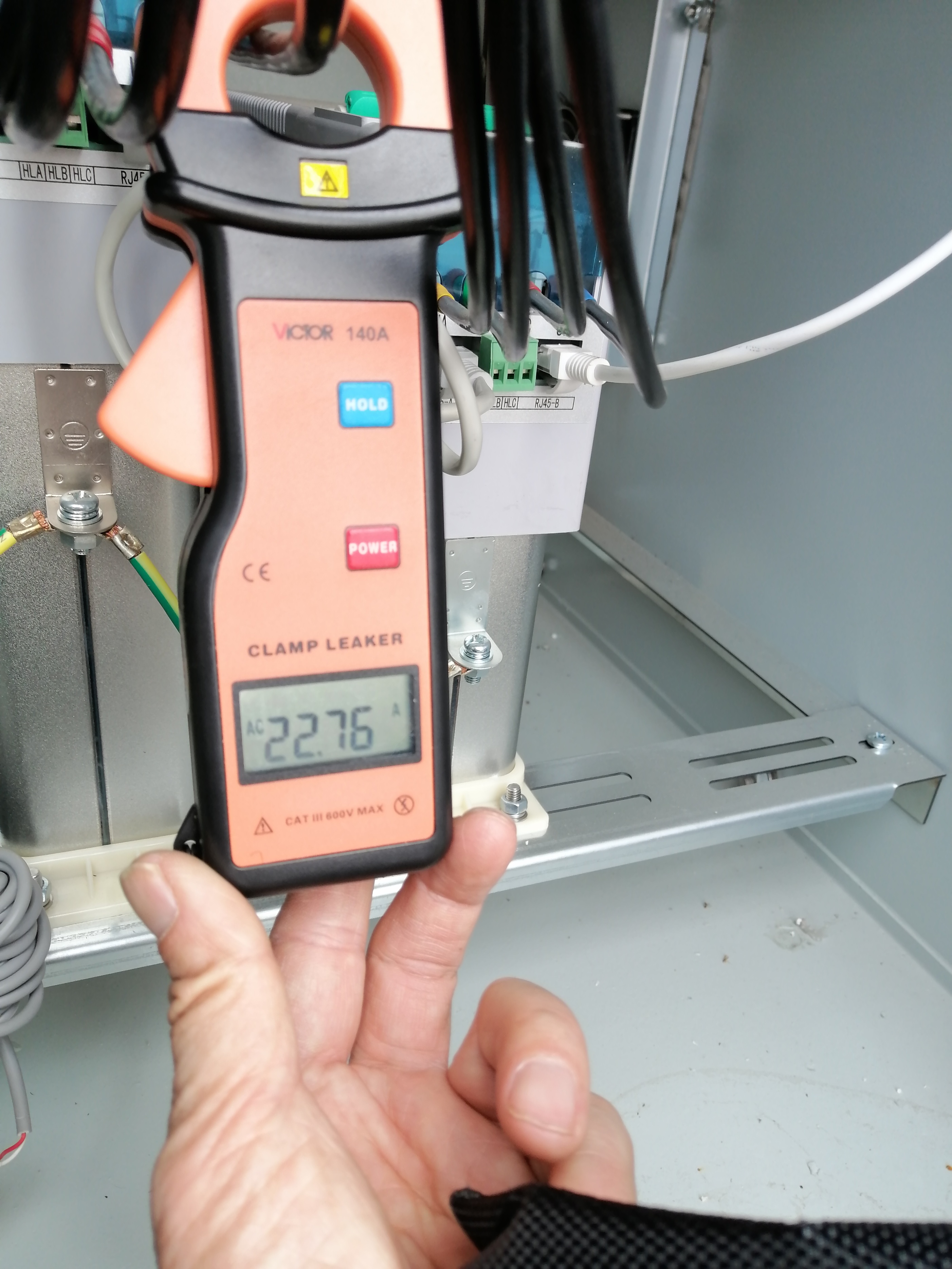 台区线损长期一正一负,台区线损零线带电最新解决办法