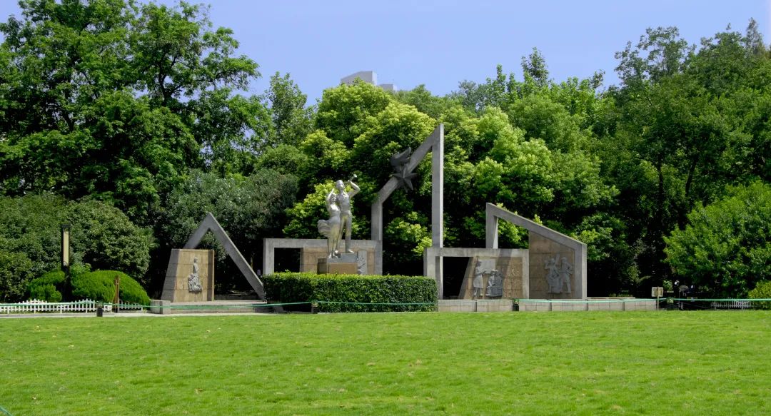 上海地铁直达的公园,上海最美公园地铁站