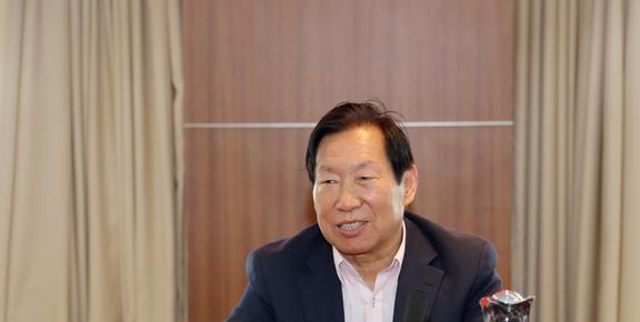 有哪些名人生日在1月4日,名人生日