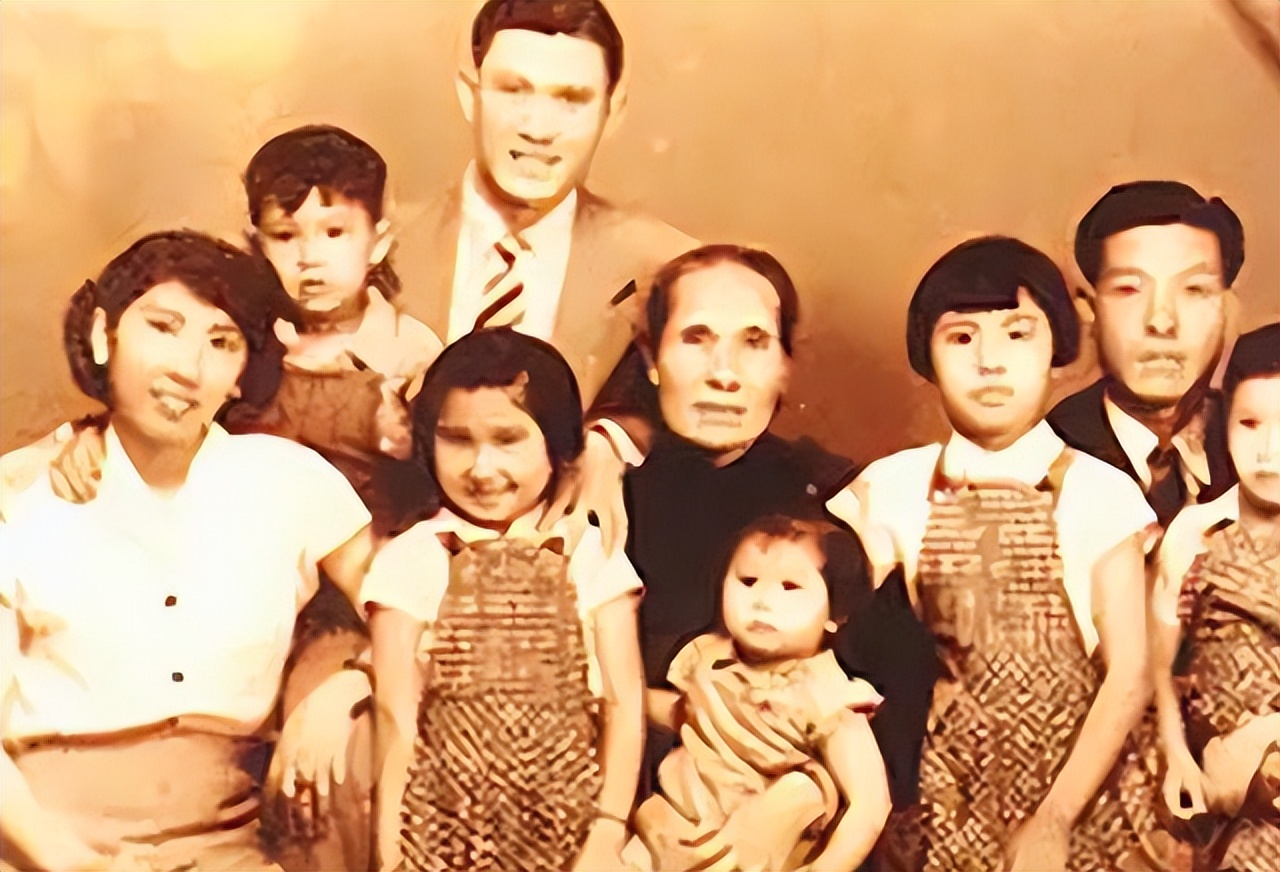 马英九：出生在香港，生活在台湾，祖籍湖南，和毛主席是同乡