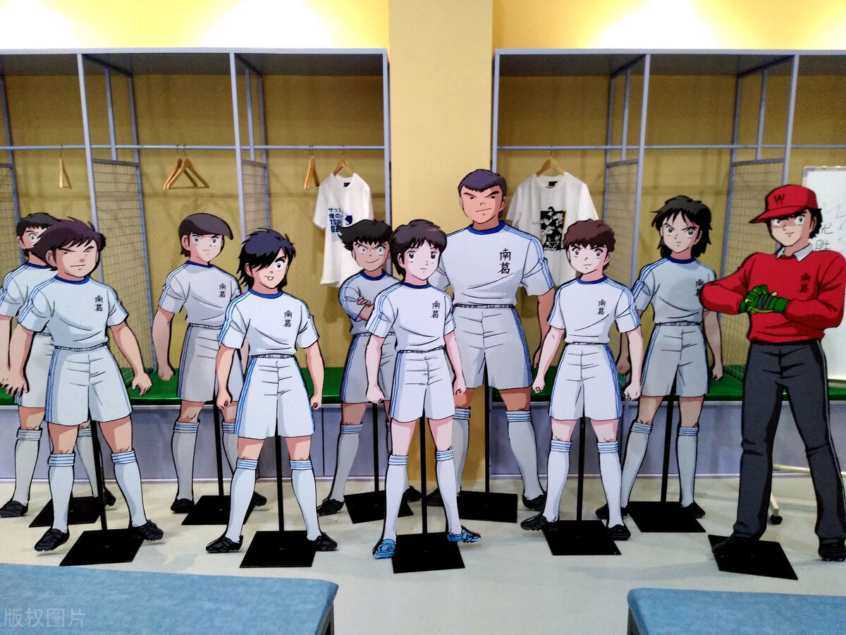 世界杯日本队2-1逆转胜德国冷门,2018年足球世界杯德国vs日本比赛