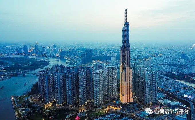 越南喜迎新年,越南迎来首个旅游团