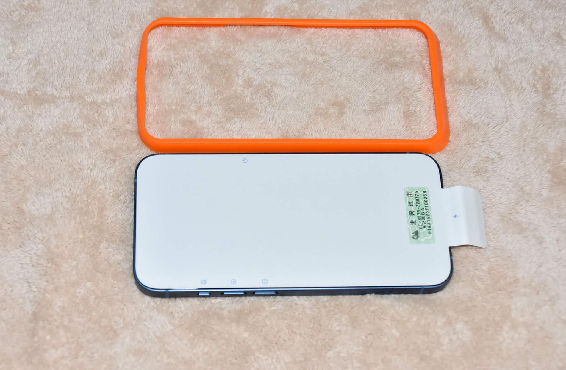 图拉斯iphone14pro防窥膜,iphone14图拉斯膜评测