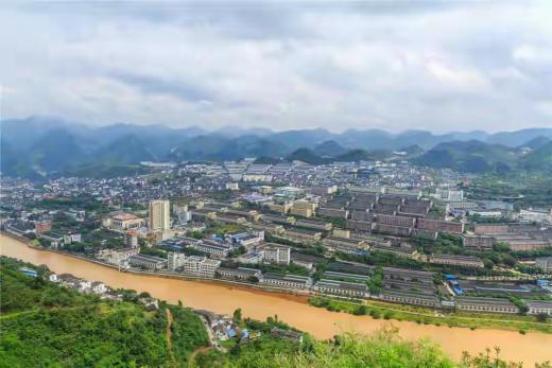 媳妇不让男人喝酒顺口溜,媳妇不让喝酒哥们求情