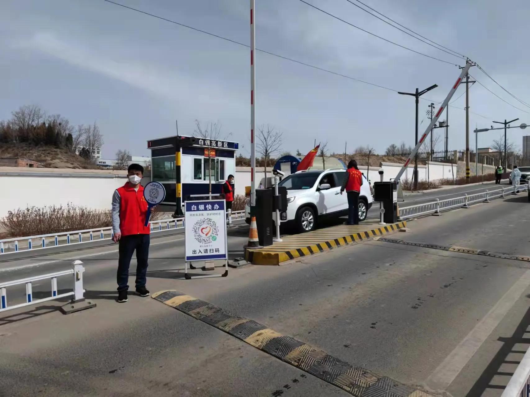 两手抓两不误推动企业复工复产,两手抓两手硬两不误
