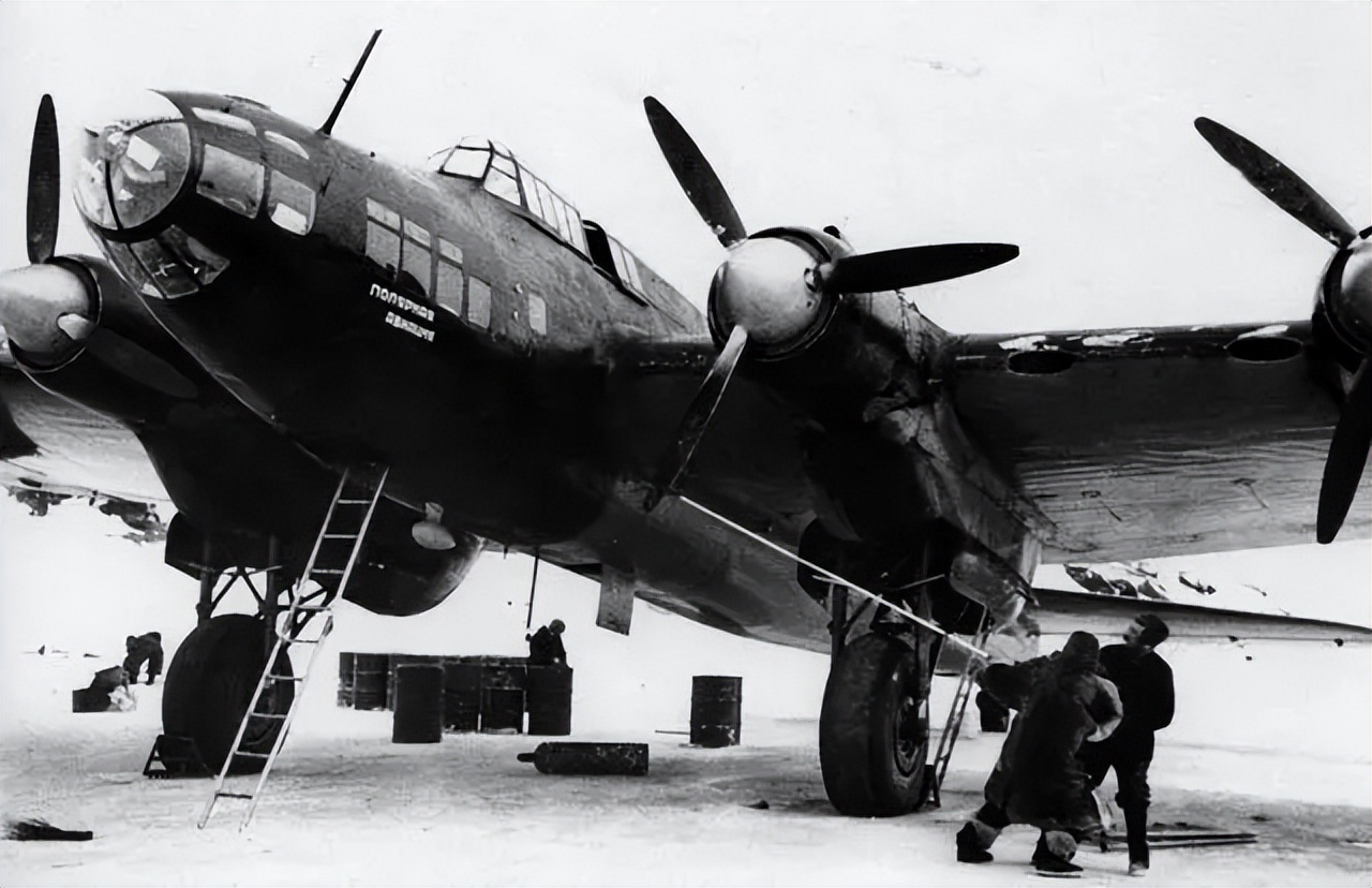 “吔我煤气罐啦!”佩8,红色天空的惩戒者!【我的苏联】