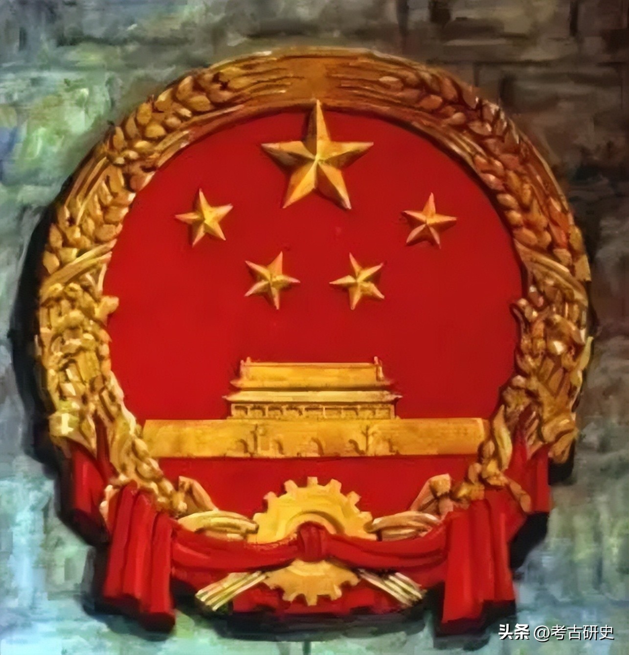 林徽因老公梁思成设计的国徽,梁思成林徽因首次设计的国徽