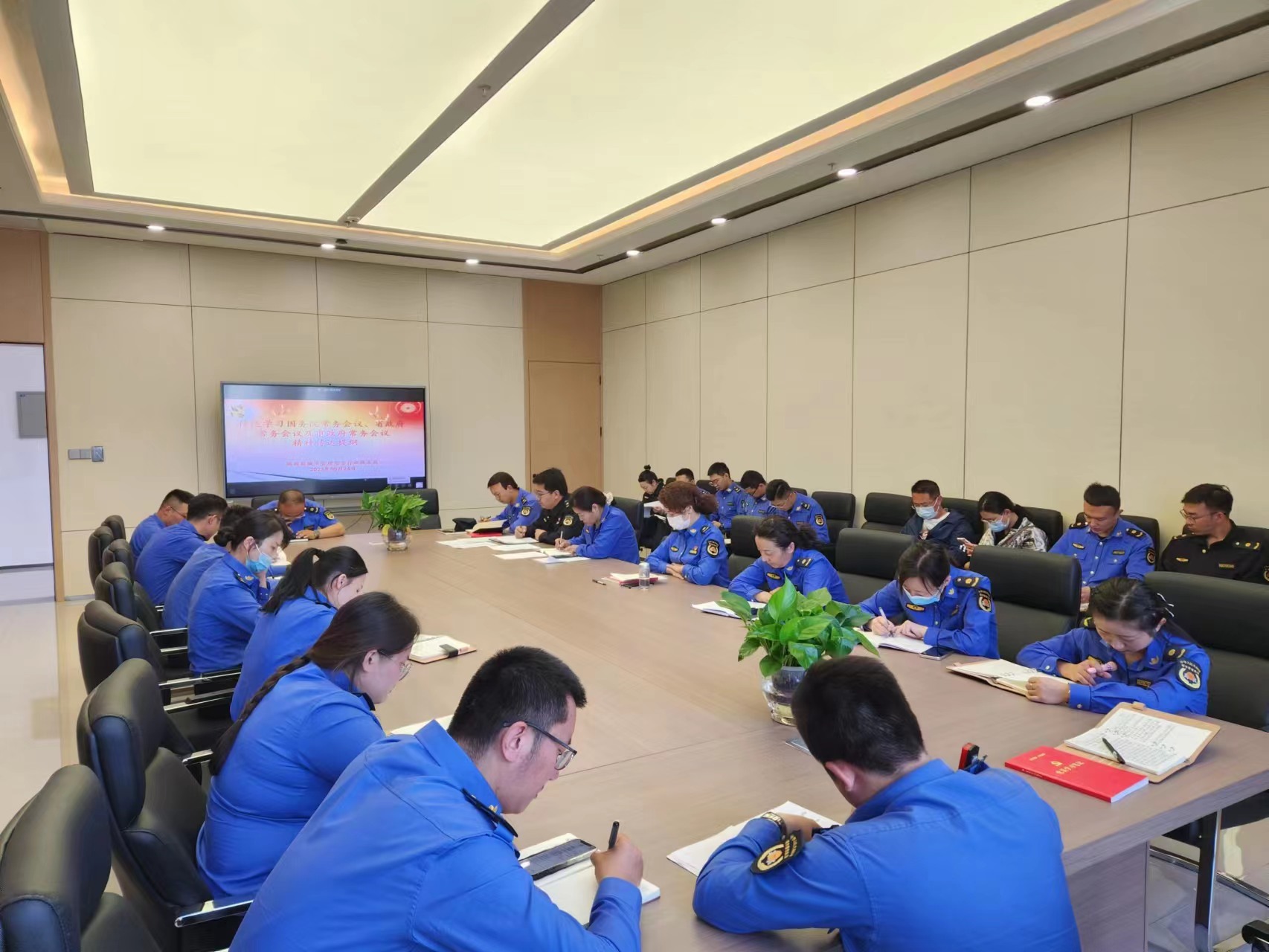 抓活动落实提工作效能