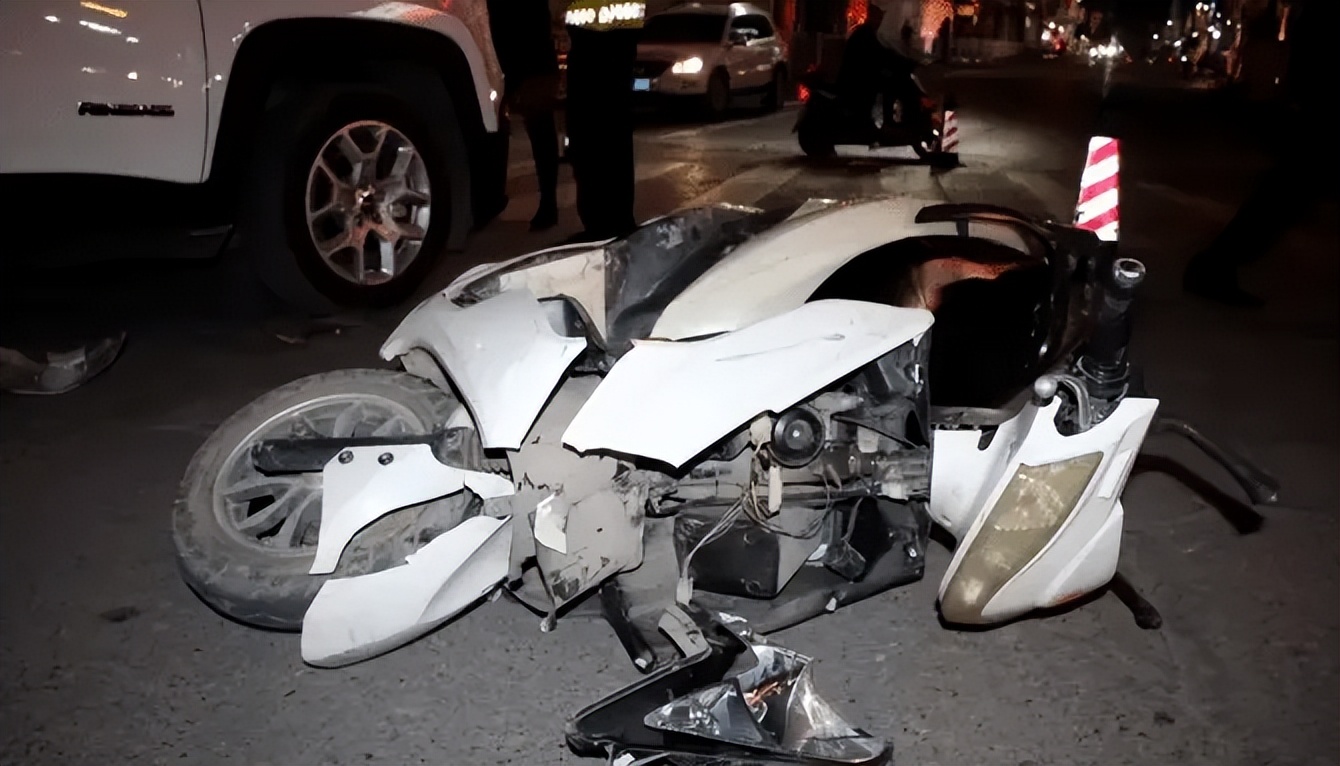 广西南宁女孩因车祸残疾,广西女孩生病瘫痪了老公一直照顾