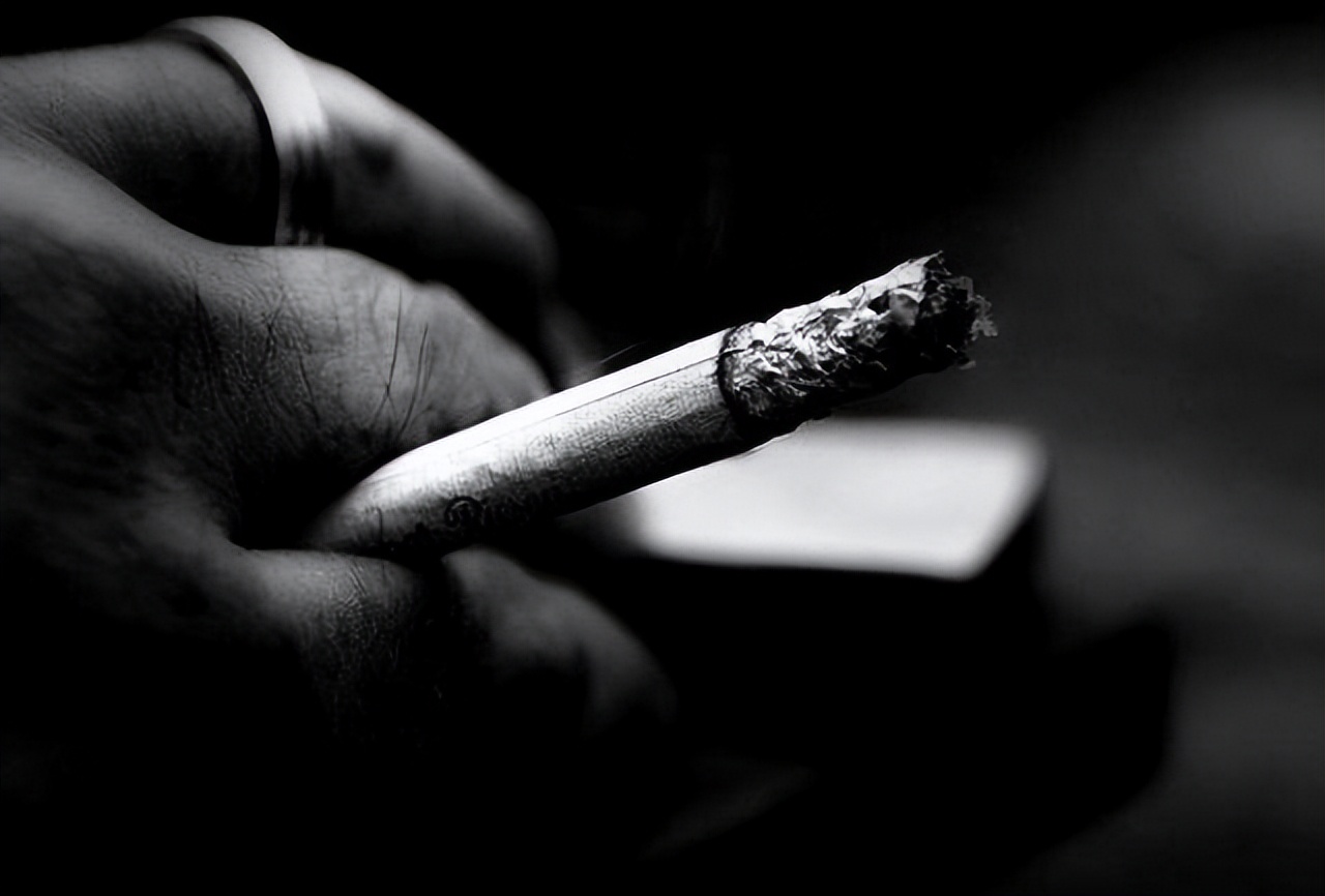 鐑熸定浠锋渶蹇殑鎴掔儫鏂规硶,鑽夌儫鑳芥垝鐑熷悧