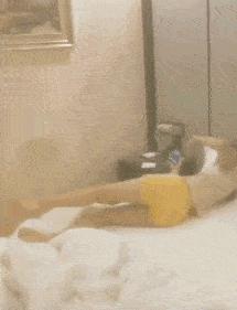 “24岁的女友发育成这样算正常吗？”哈哈哈朋友都说她是我兄弟！