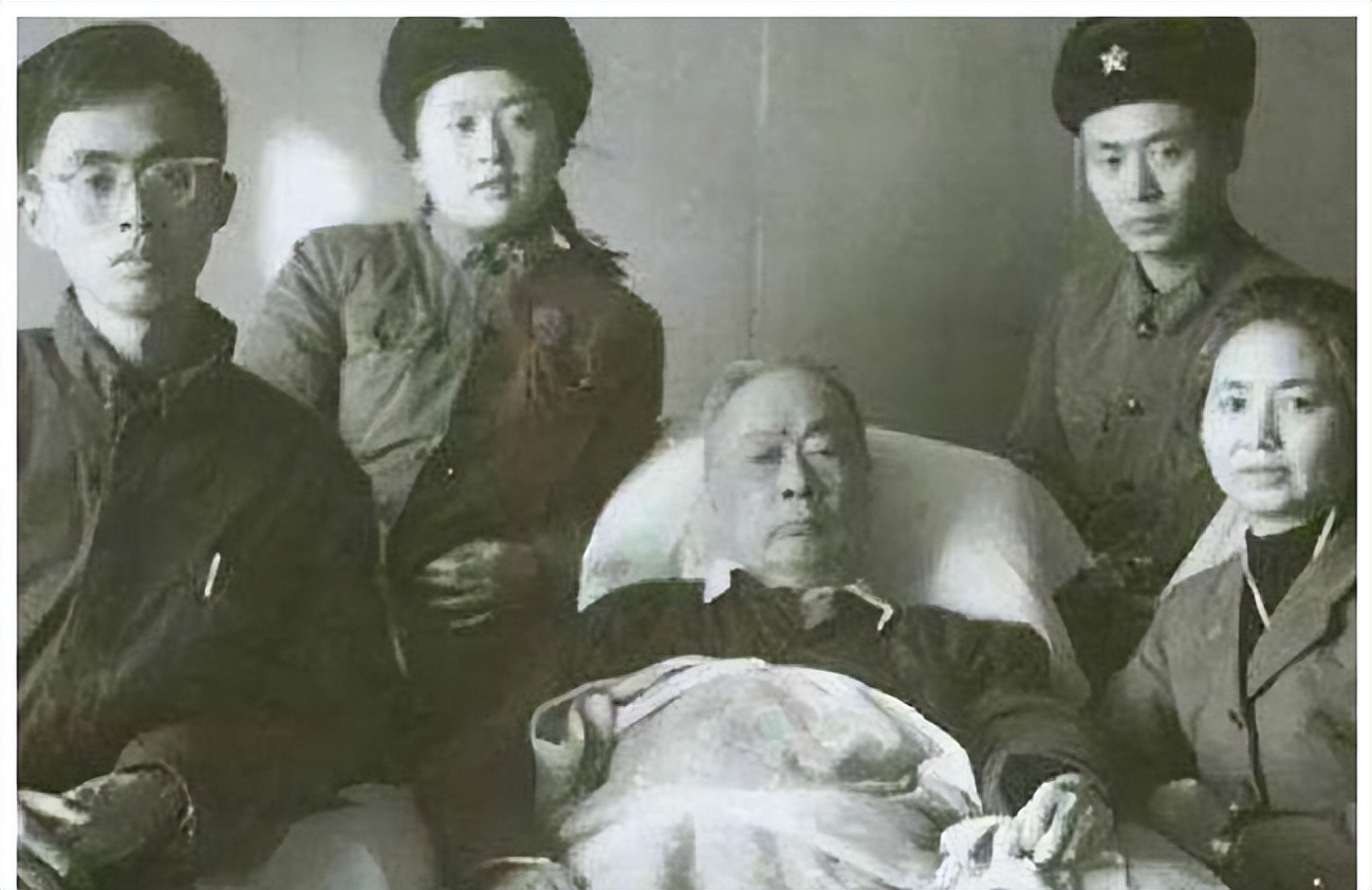 陈毅临终前，*剑英叶**拿出毛主席所写的纸条：我知道你在等什么